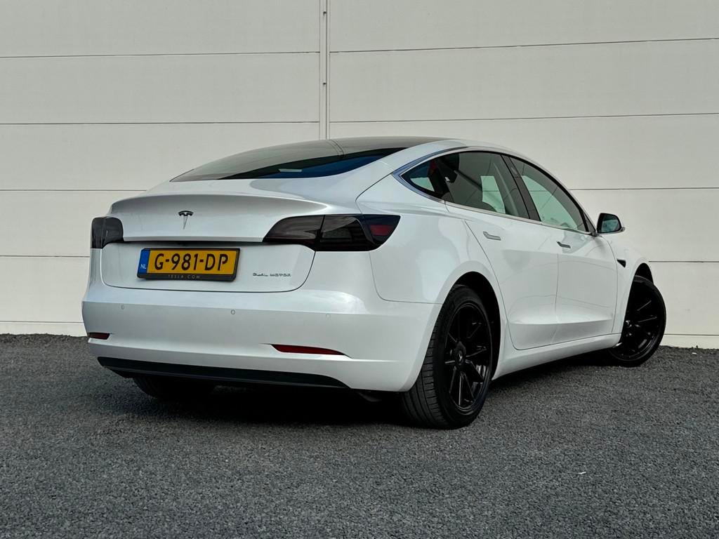 Tesla Model 3 Long Range AWD 75 kWh Org NL Pano FSD inc Btw, Auto's, Tesla, Automaat, 530 km, 462 pk, Wit