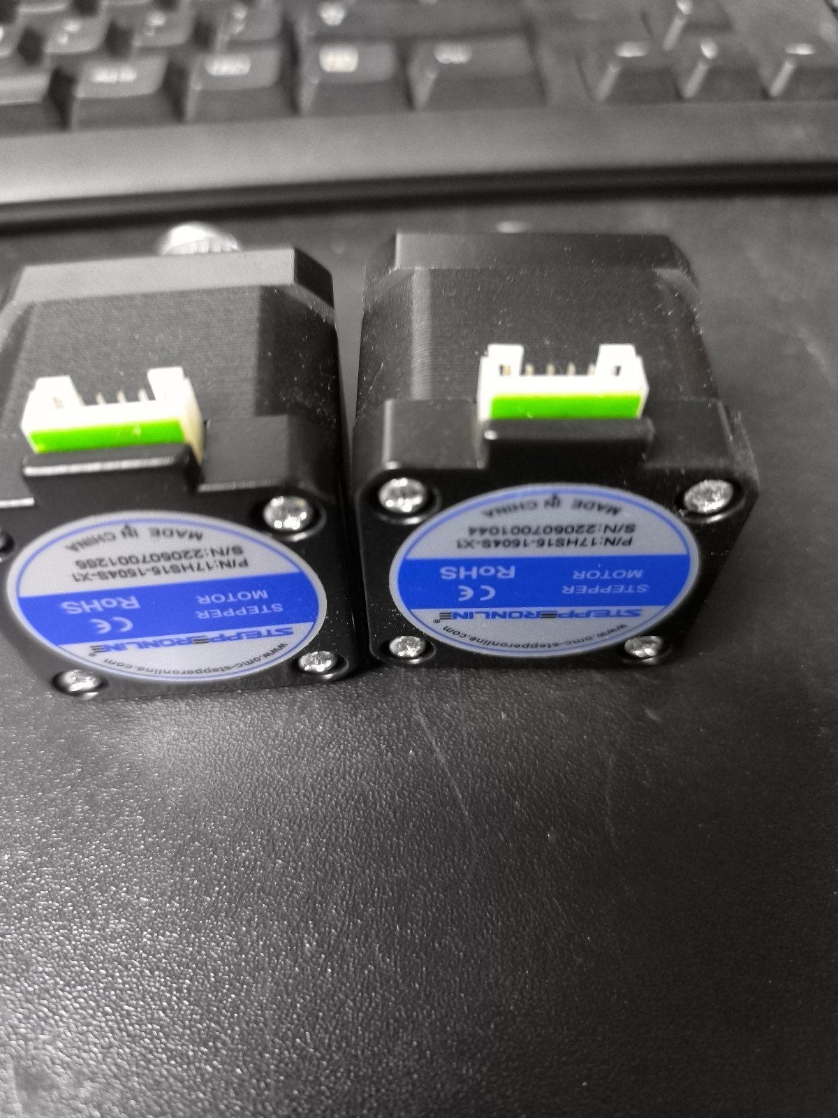 Stepper Motor 17HS15-1504S-X1 (inclusief kabel), Ophalen