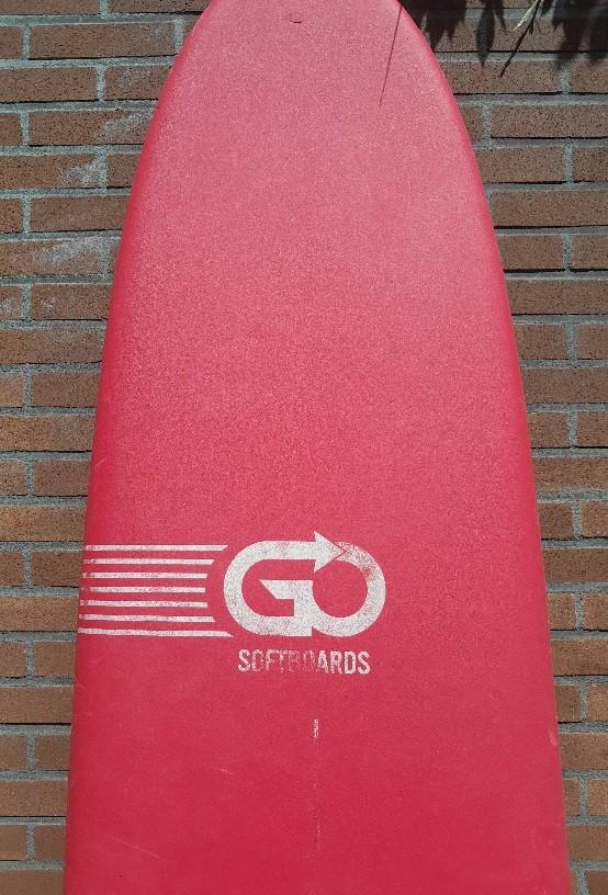 Surfboard Softtop 8'6 Merk Go, Watersport en Boten, Golfsurfen, Ophalen, Zo goed als nieuw, Longboard, Met vinnen