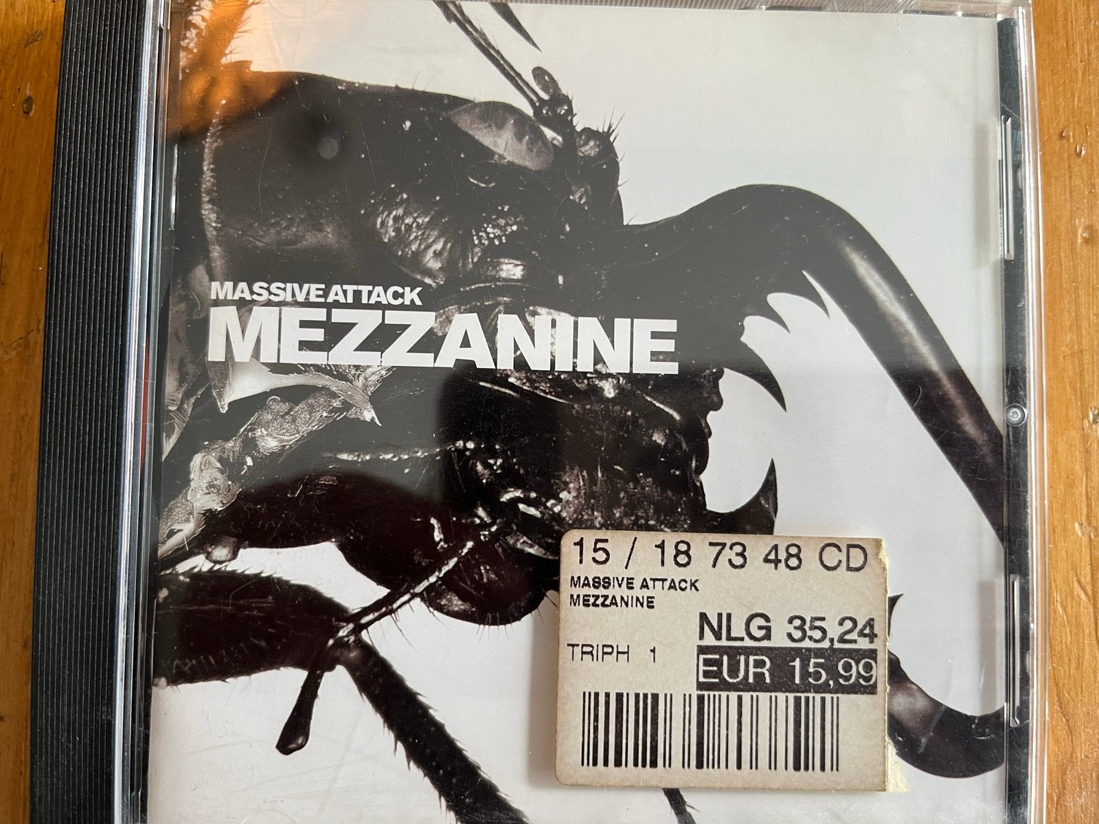 Massive Attack - Mezzanine CD (Trip Hop, Electronic), Cd's en Dvd's, Cd's | Dance en House, Trip Hop of Breakbeat, Ophalen of Verzenden