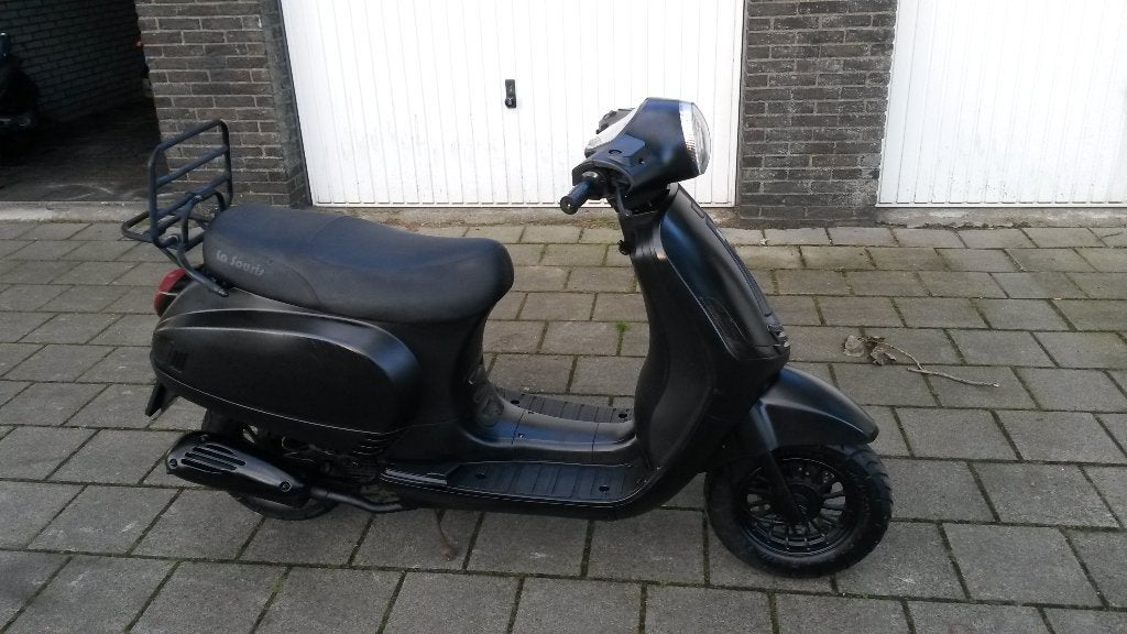 vespa btc riva 2020, blauw kenteken, inruil mogelijk, Gebruikt, Ophalen of Verzenden, Benzine, Vespa
