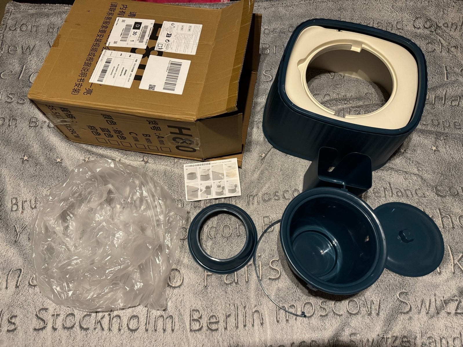 Nieuw draagbaar toilet voor onderweg of camping, Ophalen of Verzenden, Nieuw, Toilet