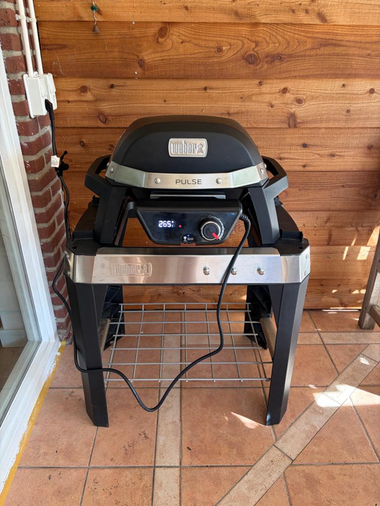 Weber Pulse 1000 iGrill met cover, pizzasteen en spatel, Tuin en Terras, Elektrische barbecues, Ophalen, Zo goed als nieuw, Weber