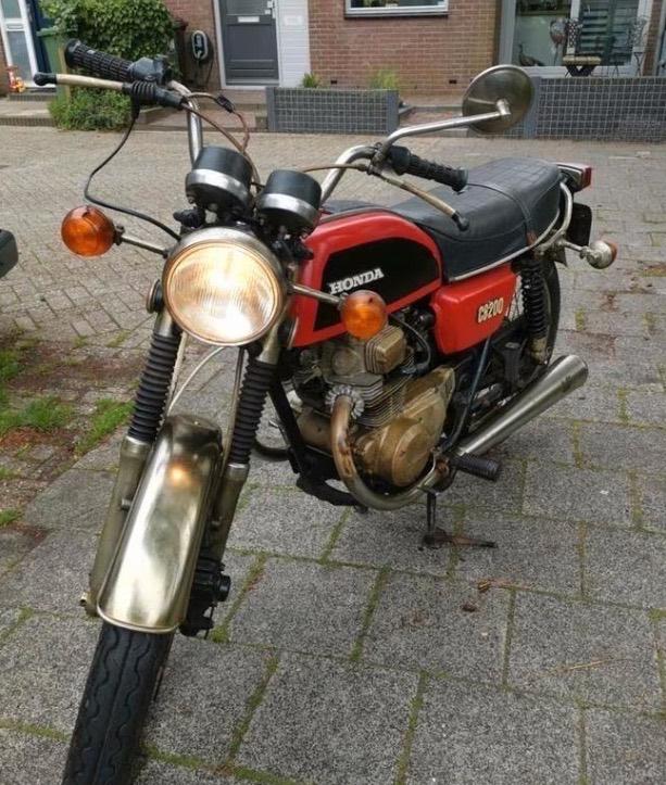 Honda CB 200 T, 2 cilinders, Gebruikt, Toermotor, 11 kW of minder