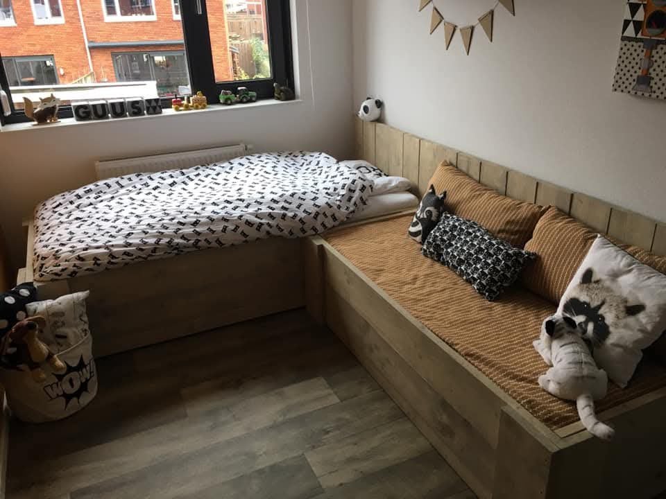 Steigerhouten bed (90x200) met bankje, Ophalen, Gebruikt, 90 cm, Eenpersoons