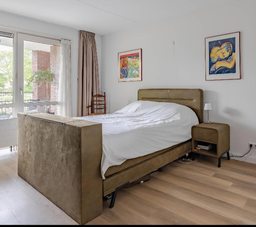 Luxe Swiss Sense elektrische boxspring met TV-lift 160x200, Ophalen, Tweepersoons, 200 cm, 160 cm