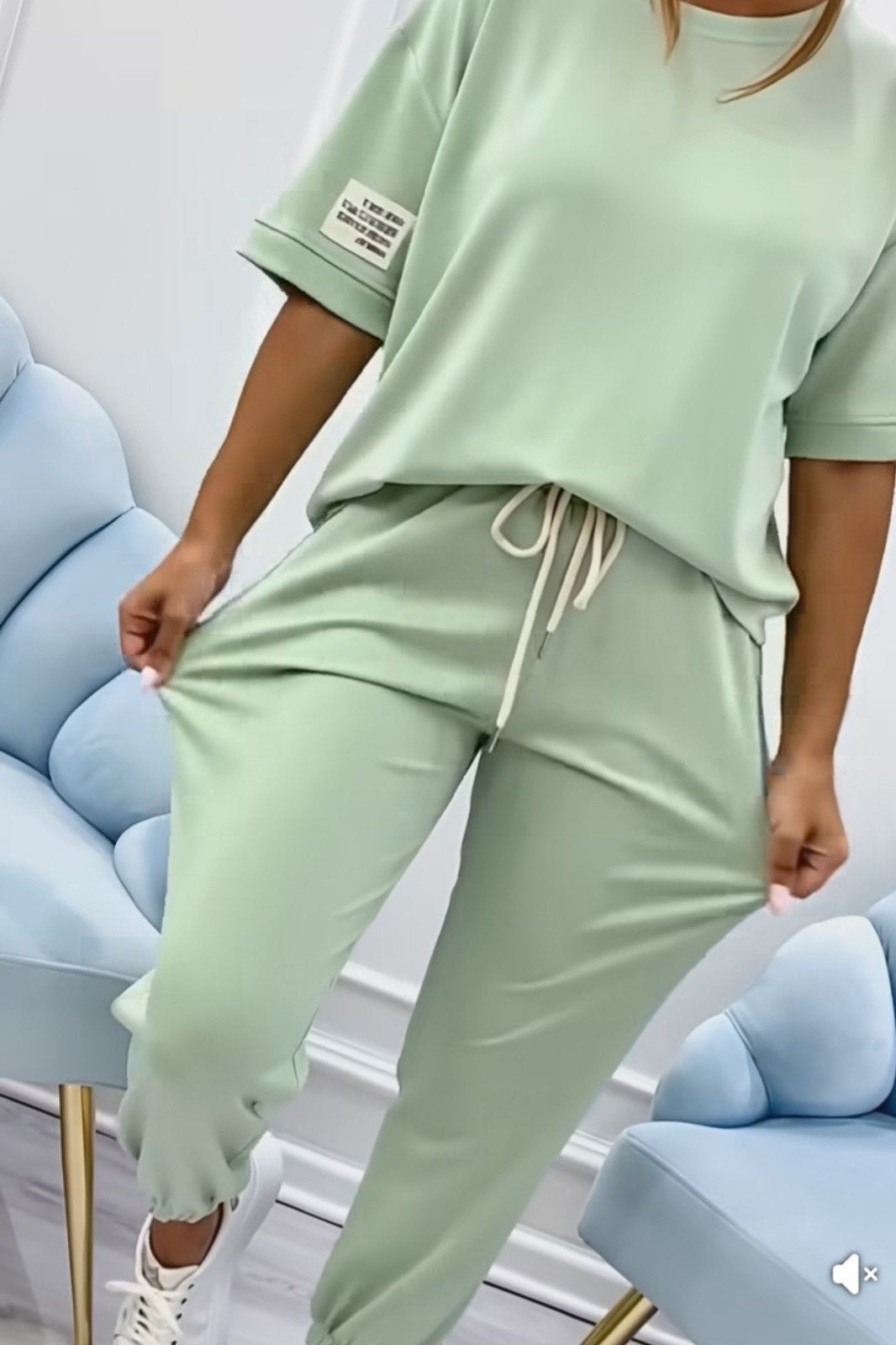Nieuwe mintgroene casual loungeset, maat 44-46, Kleding | Dames, Huispakken, Ophalen of Verzenden, Nieuw, Maat 46/48 (XL) of groter