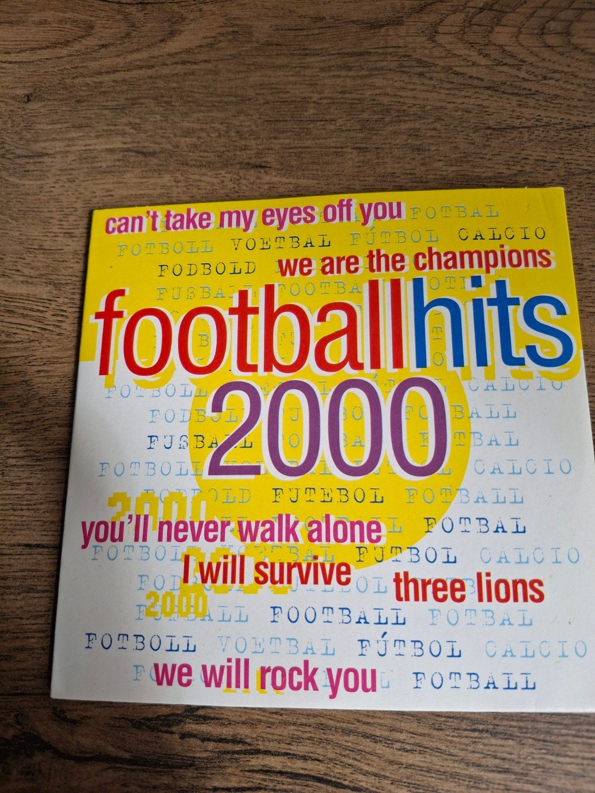 football hits cd 2000 met bekende songs, Ophalen of Verzenden, Zo goed als nieuw, Overige typen