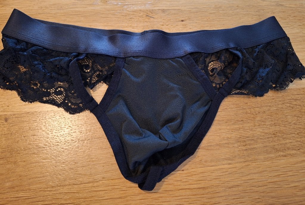 sexy herenstring maat L, Kleding | Heren, Ophalen of Verzenden, Zwart, Overige typen