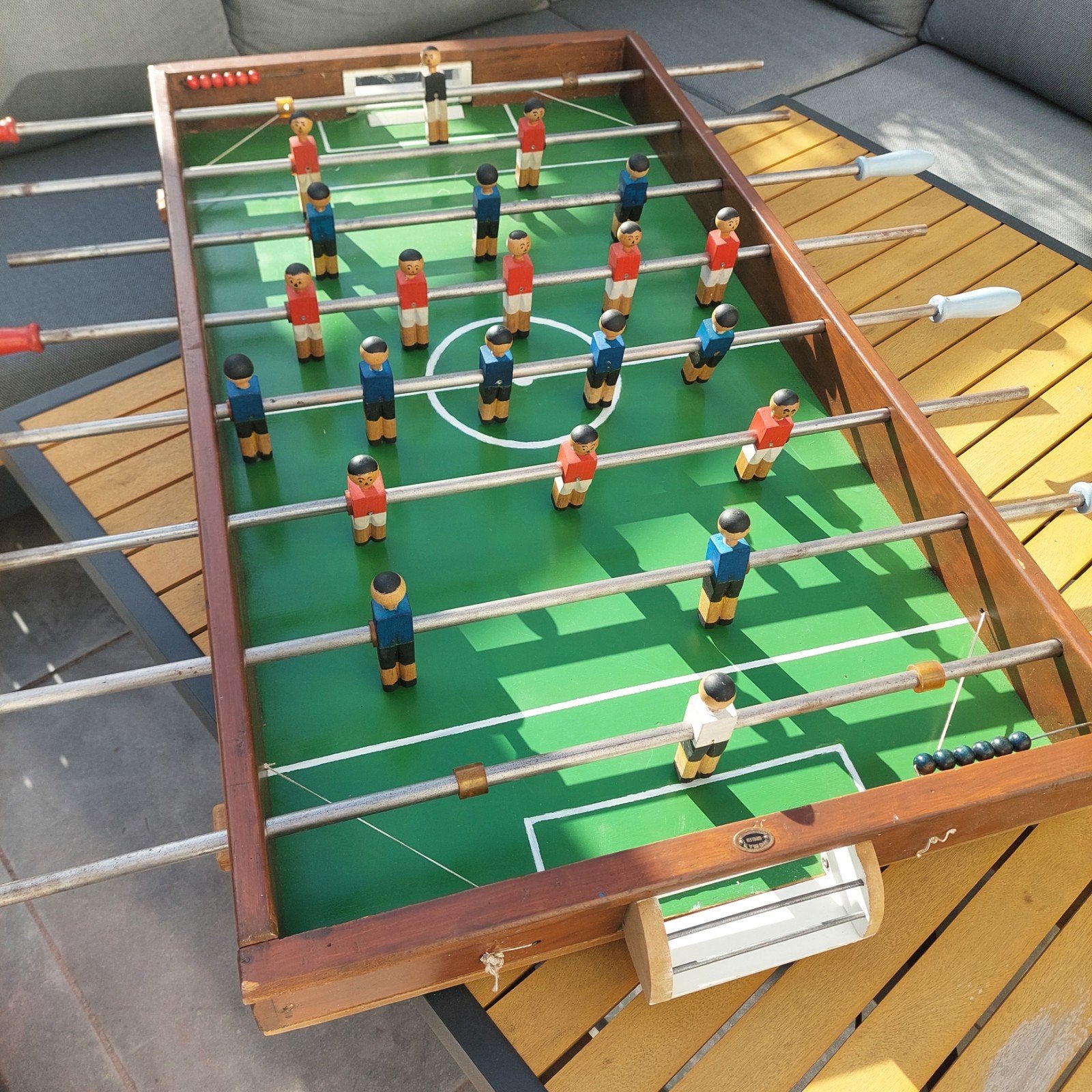 Homas vintage voetbalspel, Ophalen