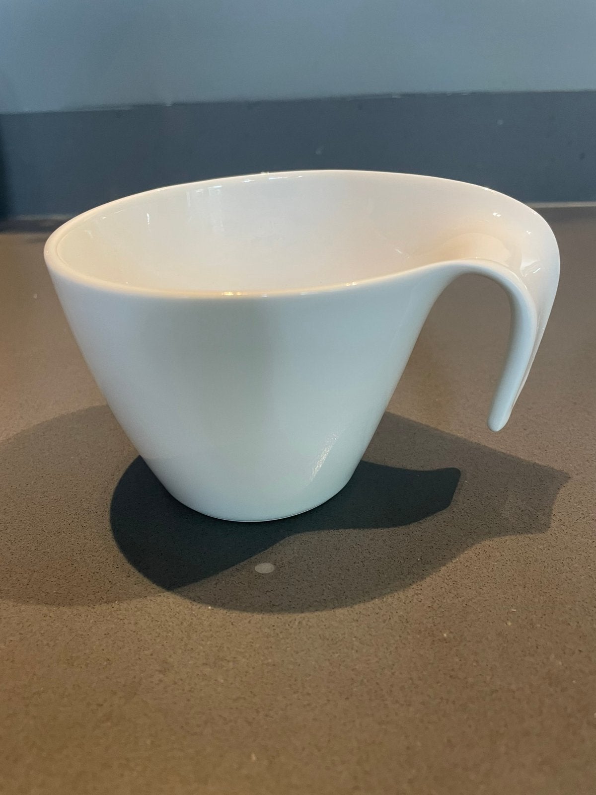 Villeroy en Boch Flow koffie kop, Ophalen of Verzenden, Zo goed als nieuw, Porselein, Kop en/of schotel