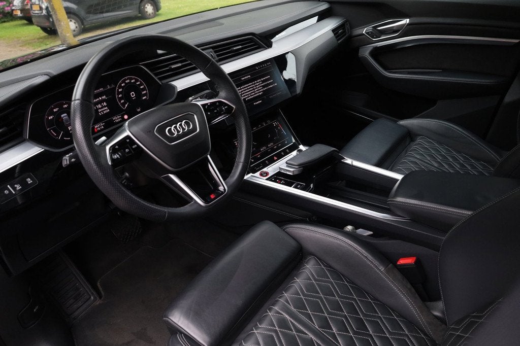 Audi E-tron Sportback S quattro 503PK 95 kWh Aut. | 93% SOH, Auto's, Audi, Automaat, Zwart, 71 kWh, Automatische klimaatregeling