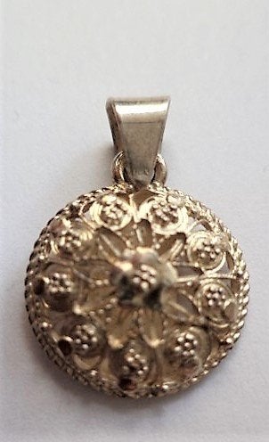Zilveren hanger filigrain bloemetje, Zeeuwse knoop  (5489-1), Ophalen, Nieuw, Zilver, Zilver