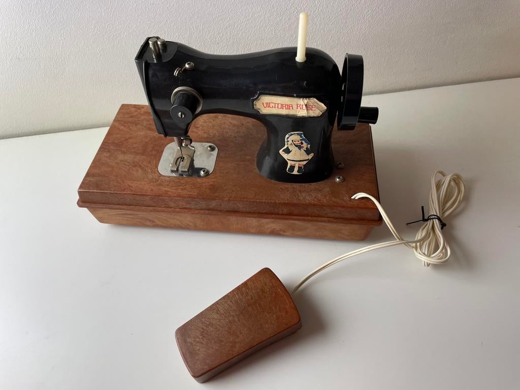 Vintage Holly Hobby Kinder Naaimachine by Durham USA 1975, Antiek en Kunst, Ophalen