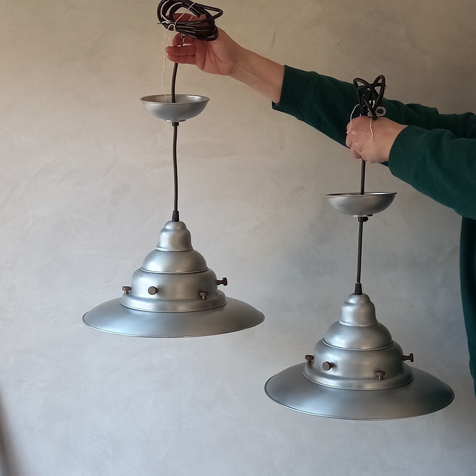 Set van 2 metalen hanglampen, zgan, Ophalen of Verzenden, Zo goed als nieuw, Metaal