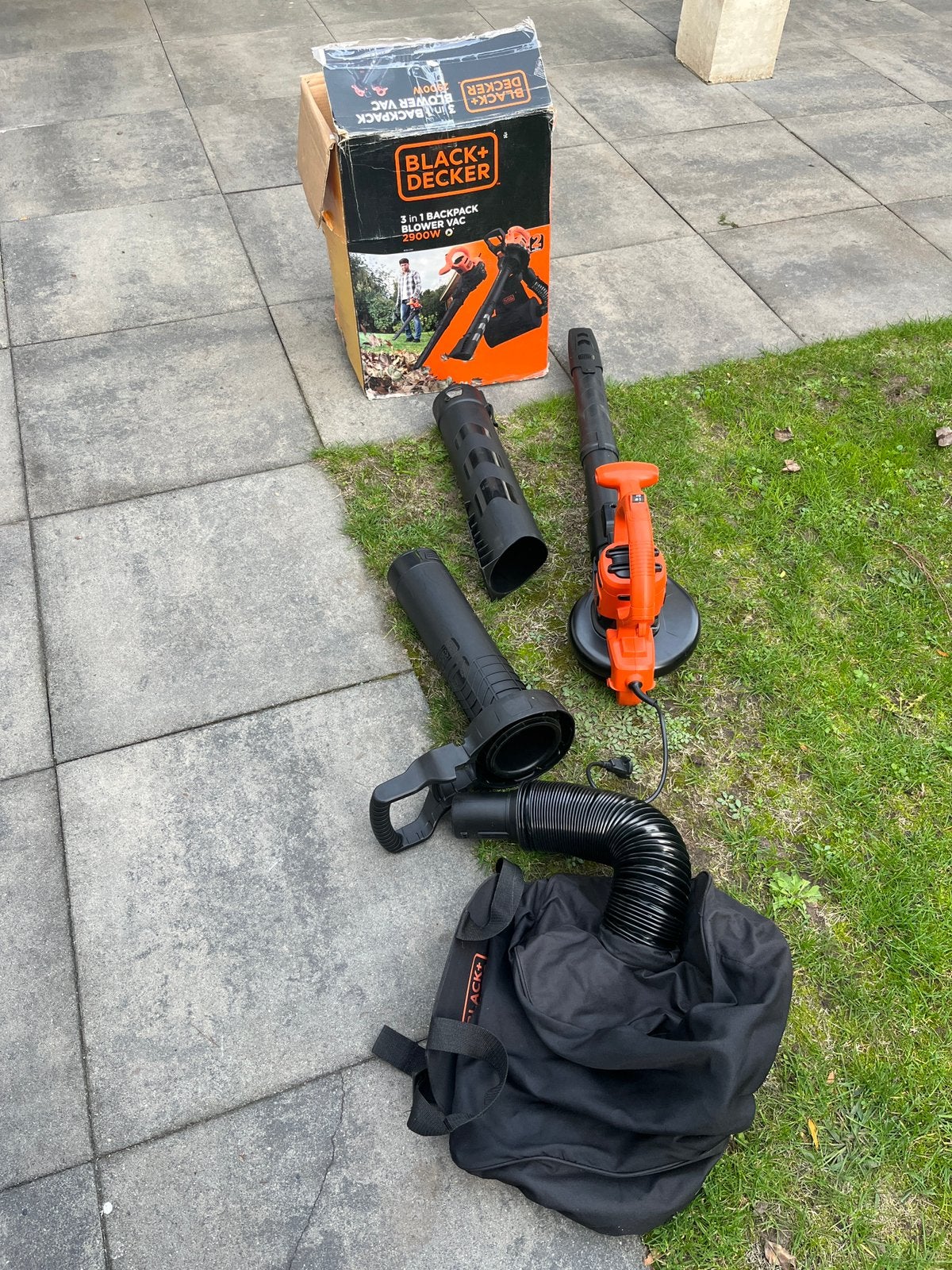 Black + Decker bladblazer, Tuin en Terras, Ophalen, Zo goed als nieuw, Elektrisch, Met opvangzak