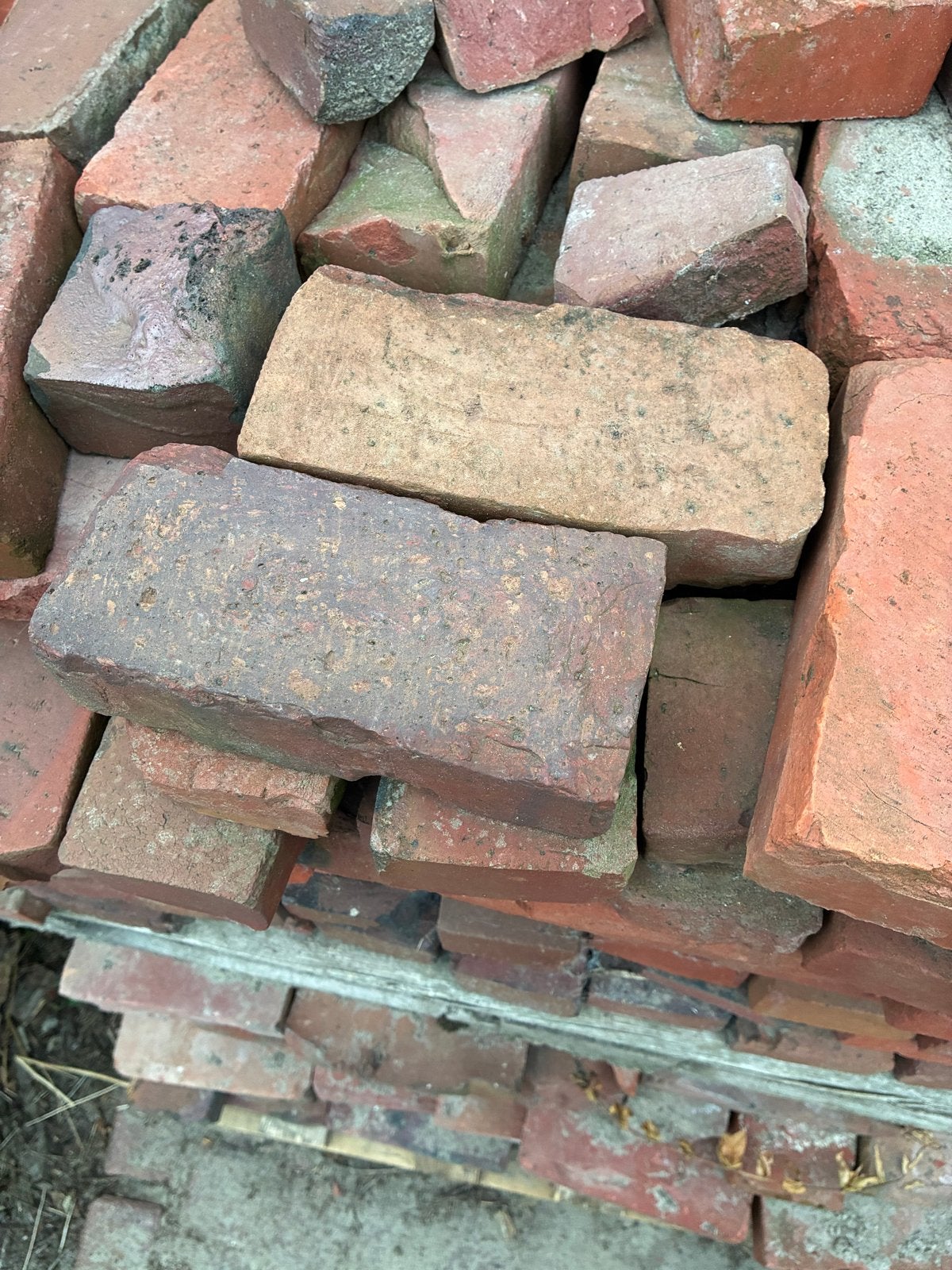Oude bakstenen hangemaakt, Ophalen, Gebruikt, Bakstenen