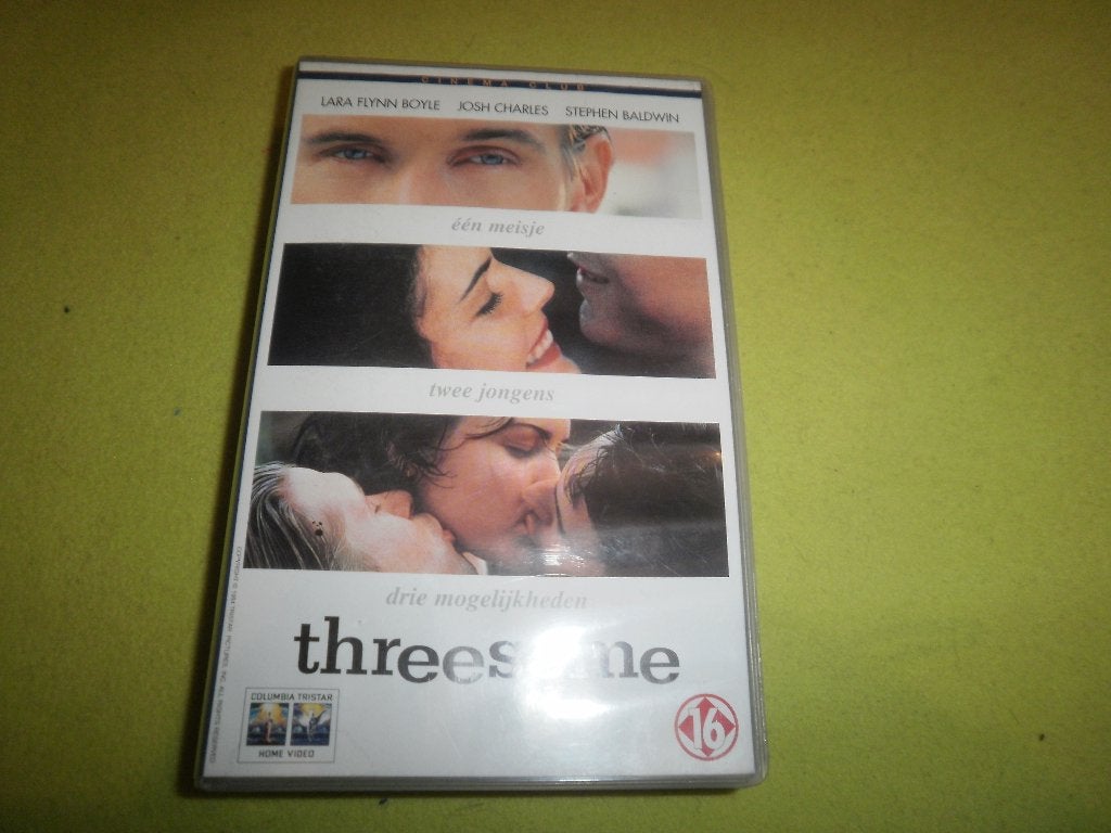 THREESOME! Thriller Op VIDEO!, Verzenden, Zo goed als nieuw, Actie en Avontuur, Vanaf 12 jaar