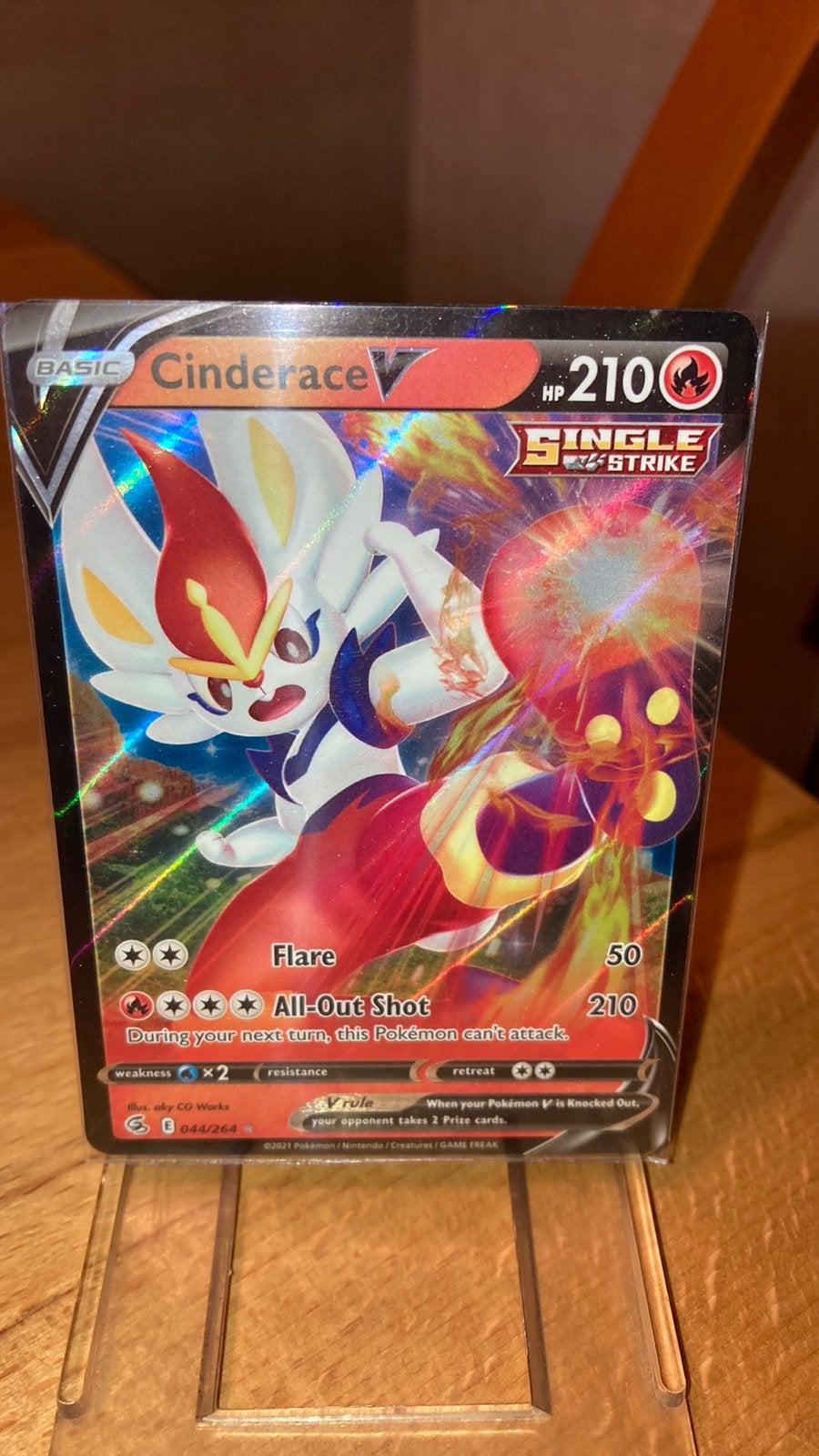 Pokemon Cinderace V 4/264 Fusion Strike 3,00 euro, Hobby en Vrije tijd, Verzamelkaartspellen | Pokémon, Ophalen of Verzenden, Zo goed als nieuw