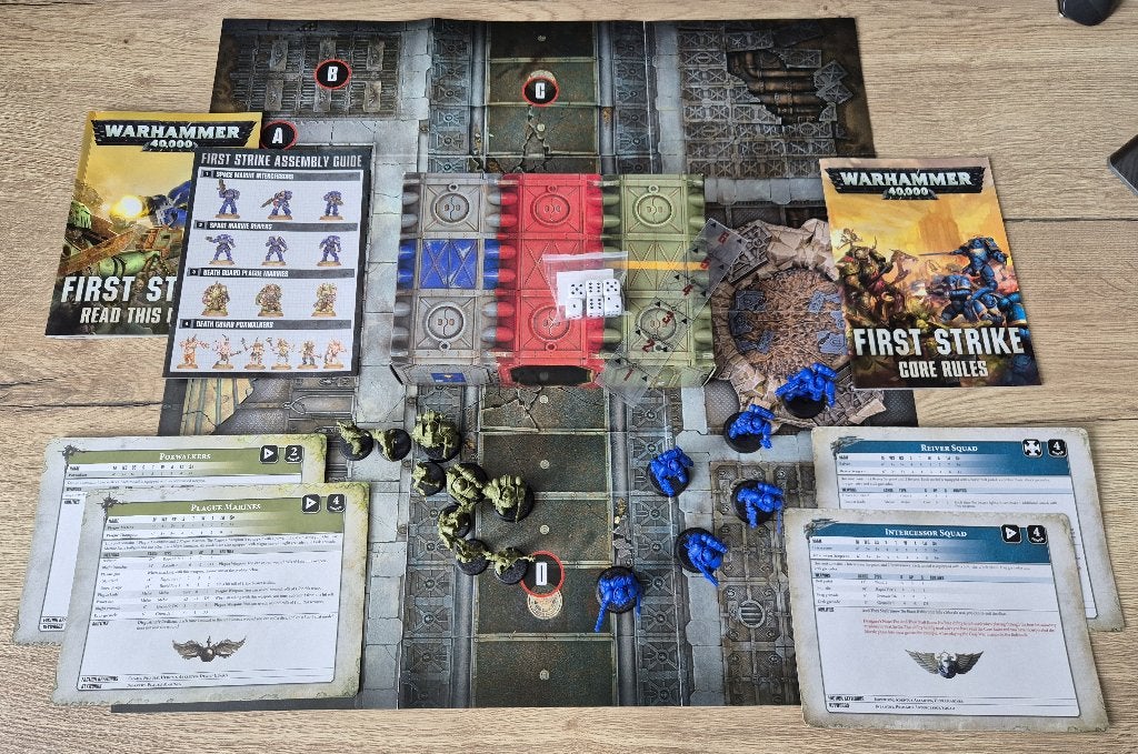Warhammer 40K First Strike starter set – compleet, Ophalen of Verzenden, Gebruikt, Warhammer 40000, Figuurtje(s)