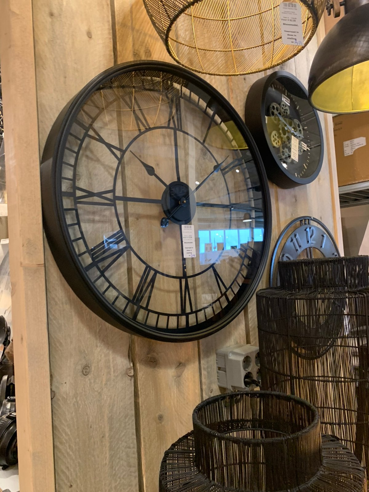 Klok zwart metaal 67cm  NIEUW Loods5, Huis en Inrichting, Ophalen, Zo goed als nieuw, Wandklok