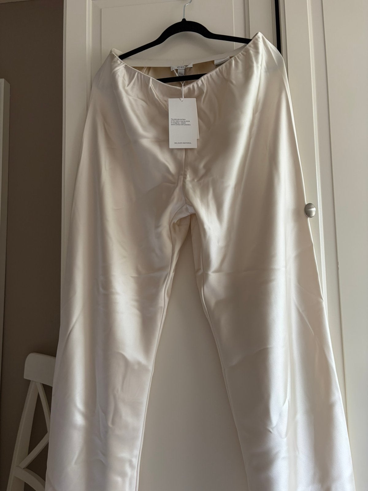 Prachtige nieuwe broek COS maat 42 NIEUW, Ophalen of Verzenden, Nieuw, Maat 42/44 (L), Lang