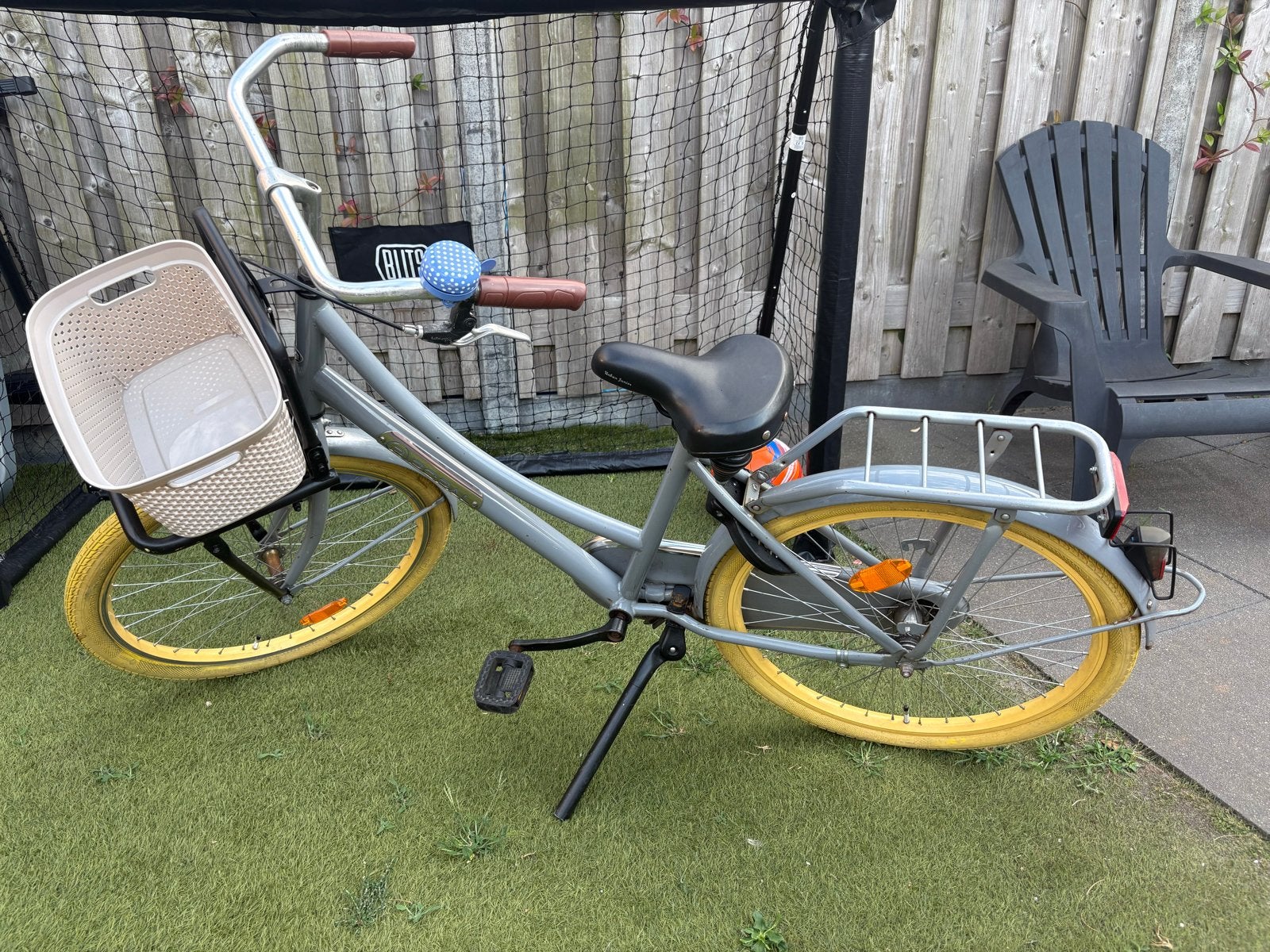 Popal meisjesfiets 24 inch, Fietsen en Brommers, Fietsen | Meisjes, Ophalen, Terugtraprem, Handrem, Gebruikt