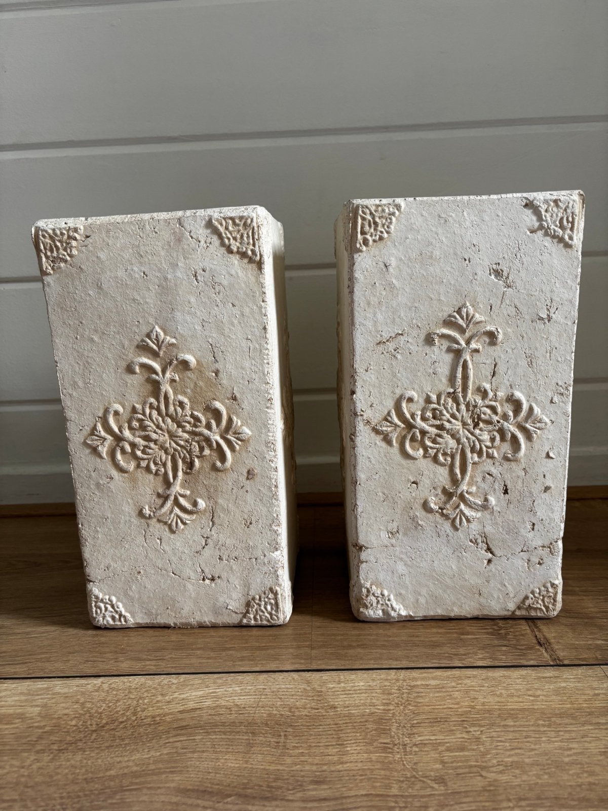Set van 2 bloempotten barok stijl, ecru., Ophalen, Steen, Gebruikt, Binnen