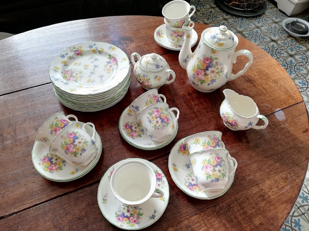 Midwinter Burslem, 8 pers theeservies en 12 bordjes, Ophalen