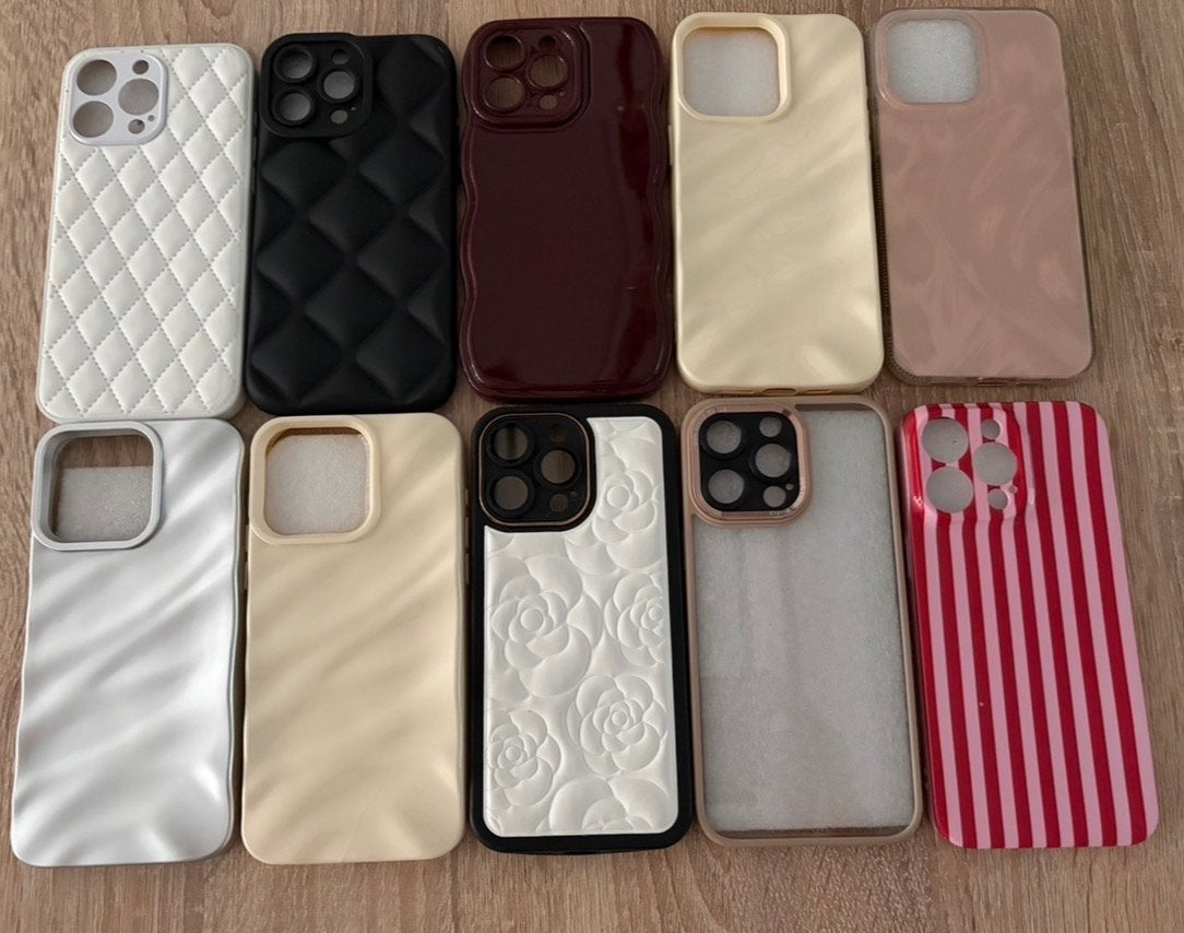 Foto 2 van Diverse Hoesjes voor iPhone 15 Pro Max - Nieuw