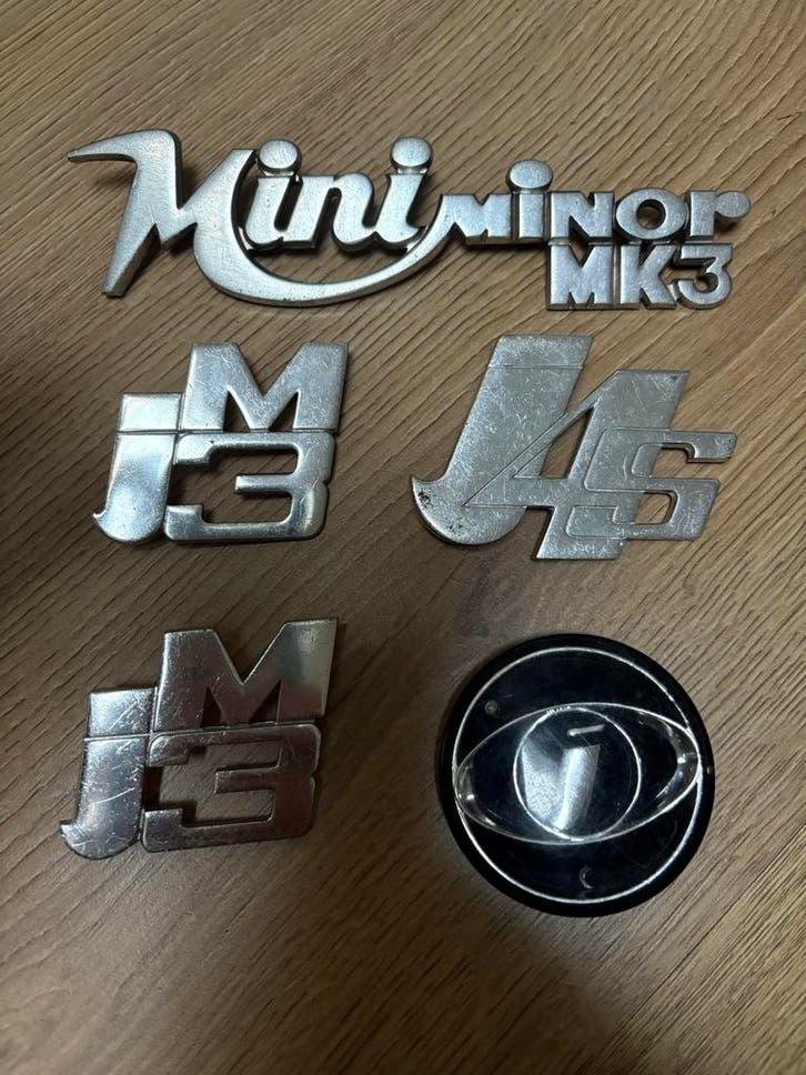Innocenti emblemen diverse, Verzamelen, Automerken, Motoren en Formule 1, Gebruikt, Auto's, Ophalen of Verzenden