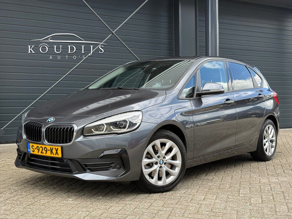 BMW 2-serie Active Tourer 225xe iPerformance High Executive,, Auto's, BMW, Automaat, 8 kWh, 136 pk, Gebruikt
