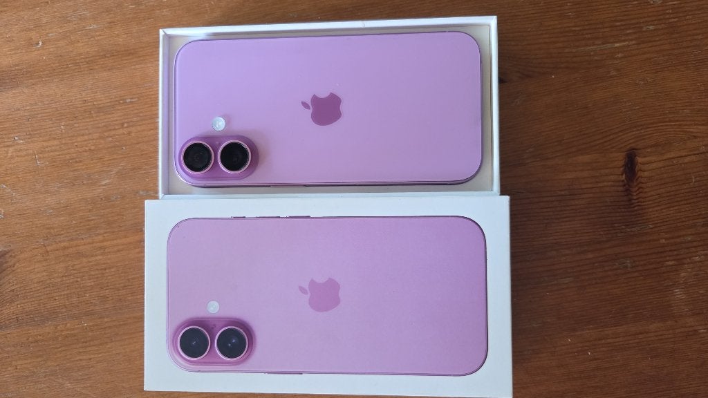 Heel mooie roze iPhone 16, 128 GB, IPhone 16, Ophalen of Verzenden, Zo goed als nieuw