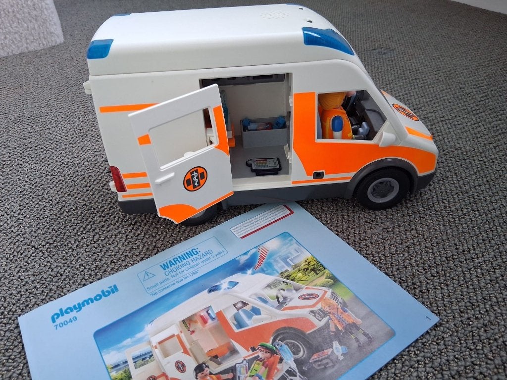 Playmobil City Life 70049 Ambulance met licht en geluid, Kinderen en Baby's, Ophalen, Complete set, Voertuig, Zo goed als nieuw