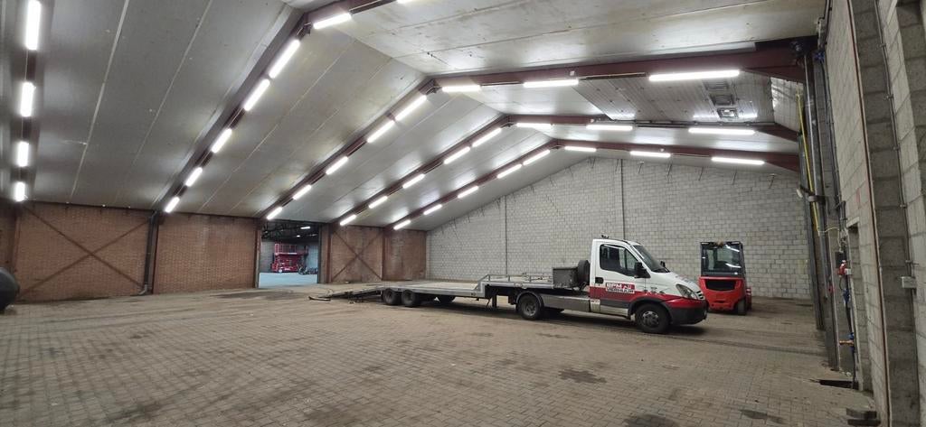 Bedrijfshal bedrijfsruimte te huur loods huren opslag huren, Noord-Brabant