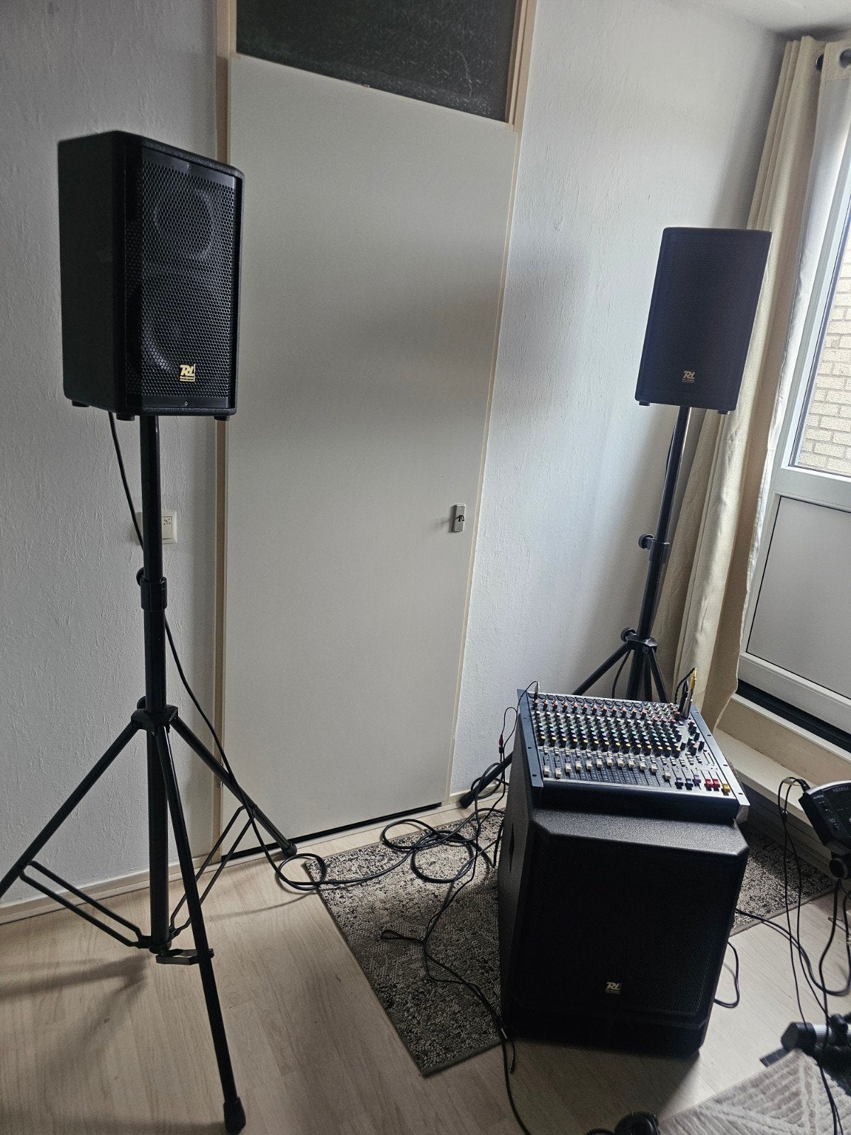 Geluidinsalatie met soundcraft MF12 mengpaneel, Ophalen of Verzenden, Zo goed als nieuw, 1000 watt of meer