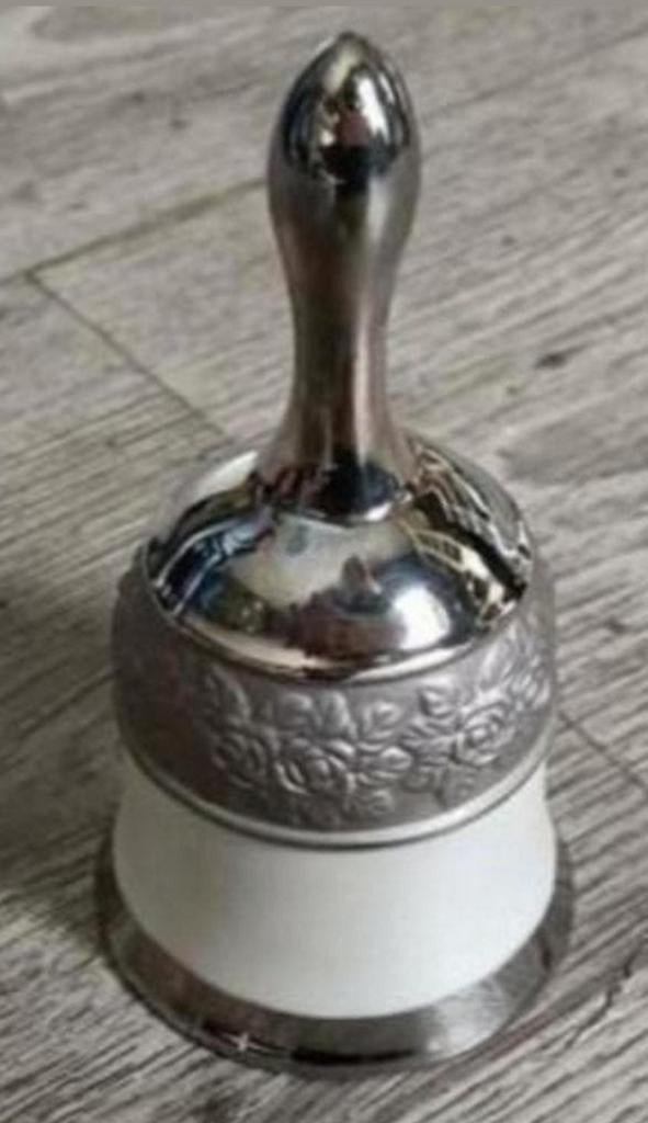 🔔zilverkleurige tafelbel🔔, Verzenden, Zo goed als nieuw
