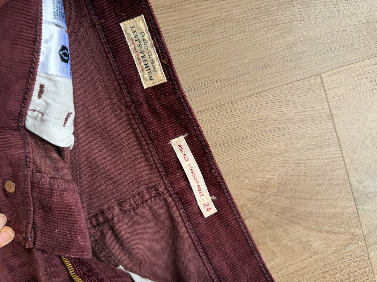 Levi's Ribcage Straight Ankle Corduroy Broek Maat 24, Kort, Ophalen of Verzenden, Zo goed als nieuw, Maat 34 (XS) of kleiner