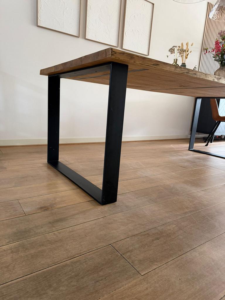 Eikenhouten eettafel met metalen onderstel, Huis en Inrichting, Tafels | Eettafels, Ophalen, 100 tot 150 cm, Eikenhout, 200 cm of meer