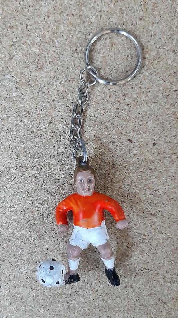 Voetballer sleutelhanger - Nederlands elftal - Vintage, Ophalen of Verzenden, Gebruikt, Overige binnenlandse clubs, Beeldje of Poppetje