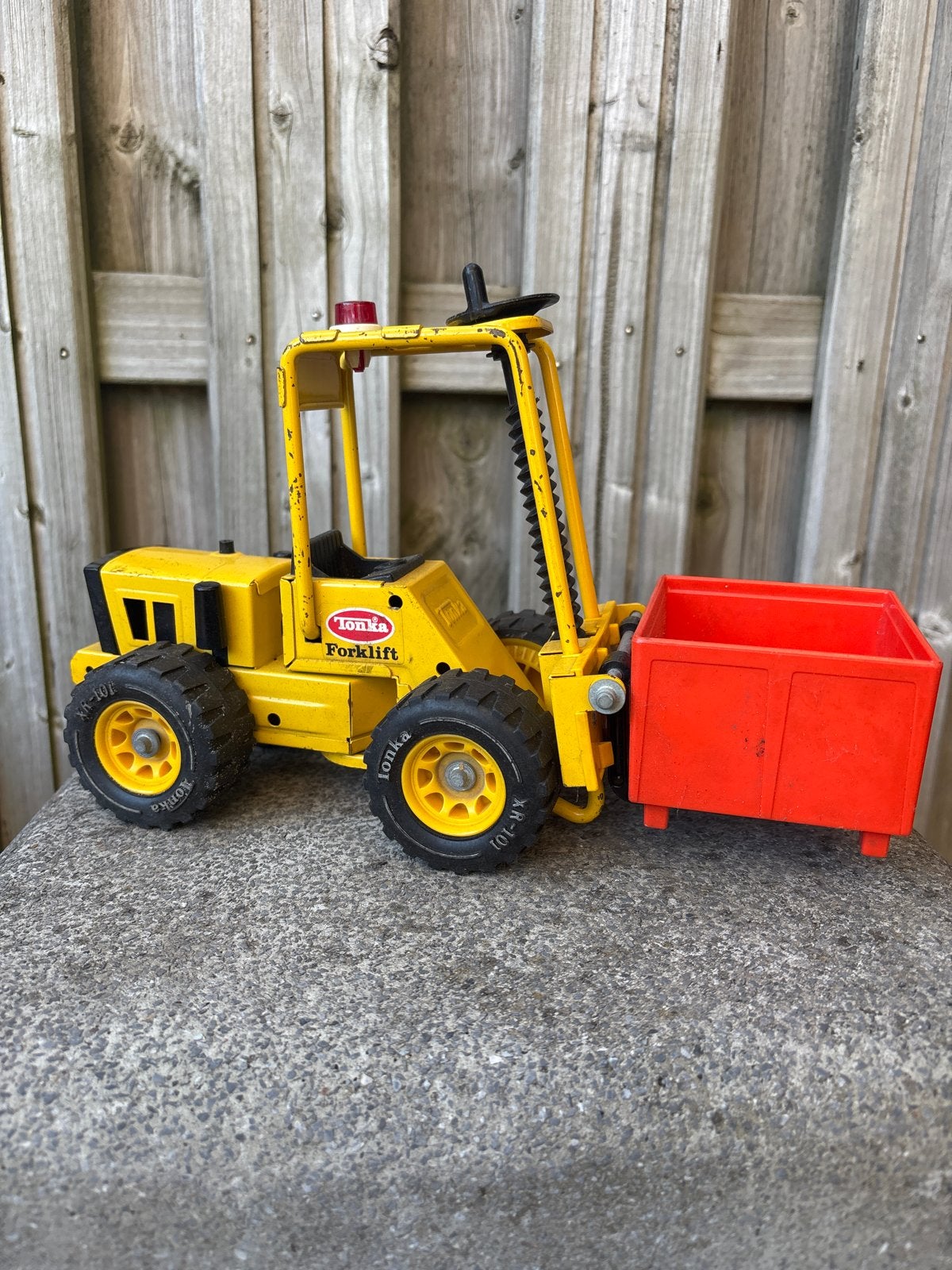 Vintage Tonka Heftruck met Bak - Geel/Rood Speelgoed, Ophalen of Verzenden, Gebruikt