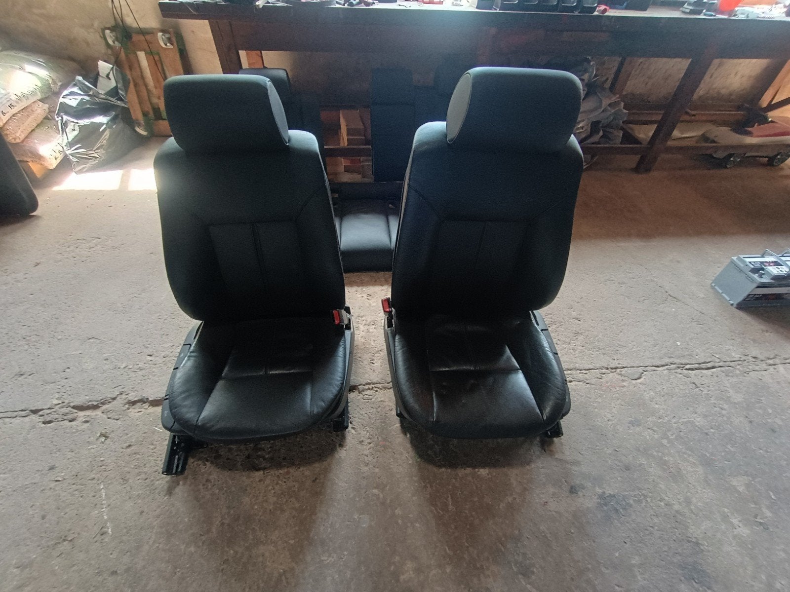 E39 touring lederen interieur met stoelverwarming, Ophalen