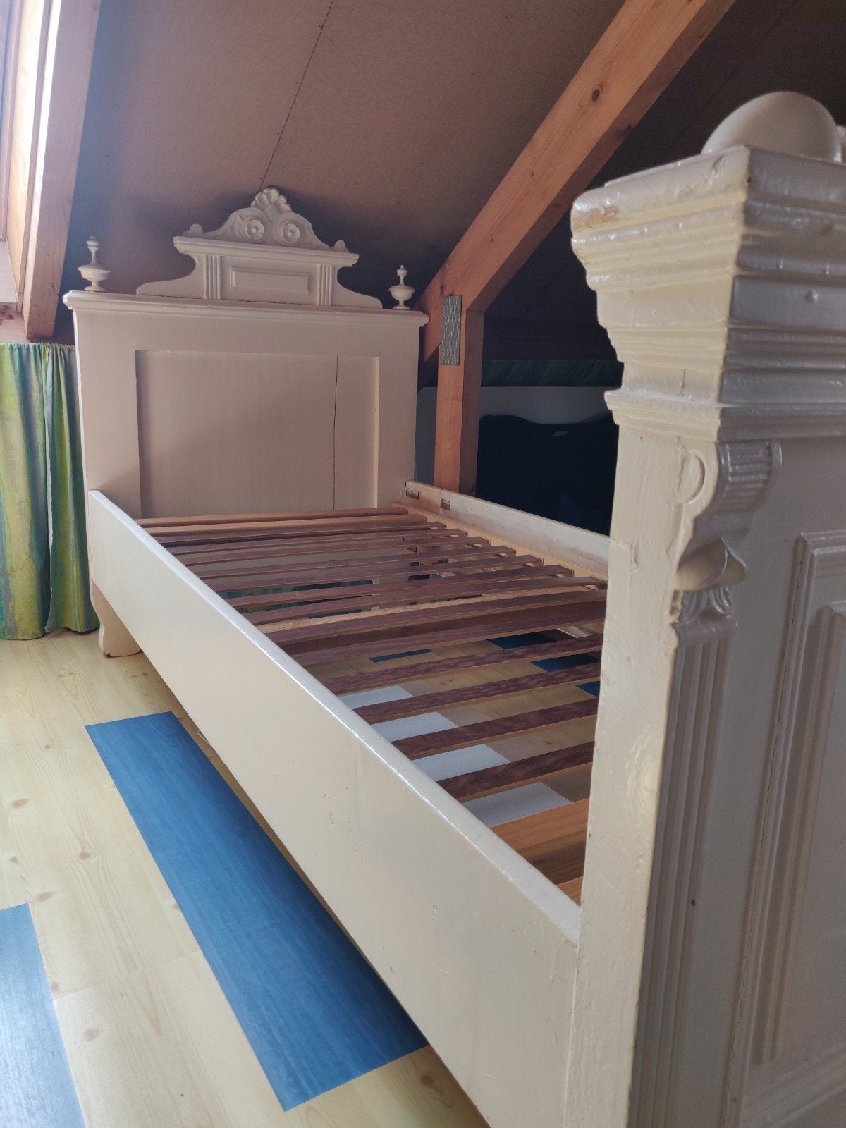Antiek prinsessenbed met lattenbodem, Ophalen, Gebruikt, 90 cm, Eenpersoons