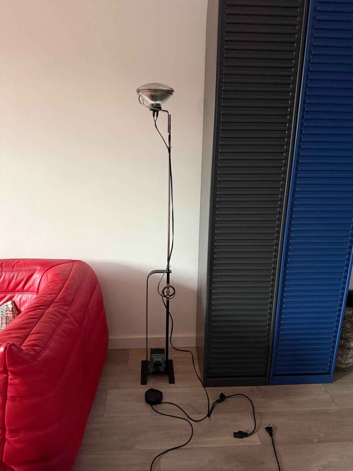 Flos Toio Vloerlamp - Design Klassieker, Ophalen, Gebruikt, Overige fittingen, Metaal