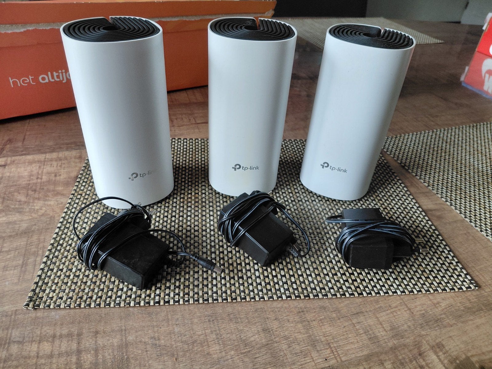 TP-Link Deco M4R Mesh WiFi Systeem 3 stuks met voedingskabel, Computers en Software, Ophalen of Verzenden