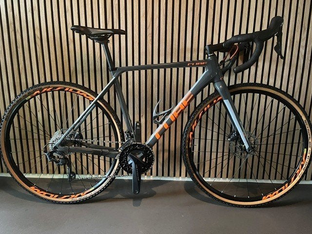 CUBE Cross Race Pro C:62 53", 28 inch, Carbon, Zo goed als nieuw, Meer dan 20 versnellingen