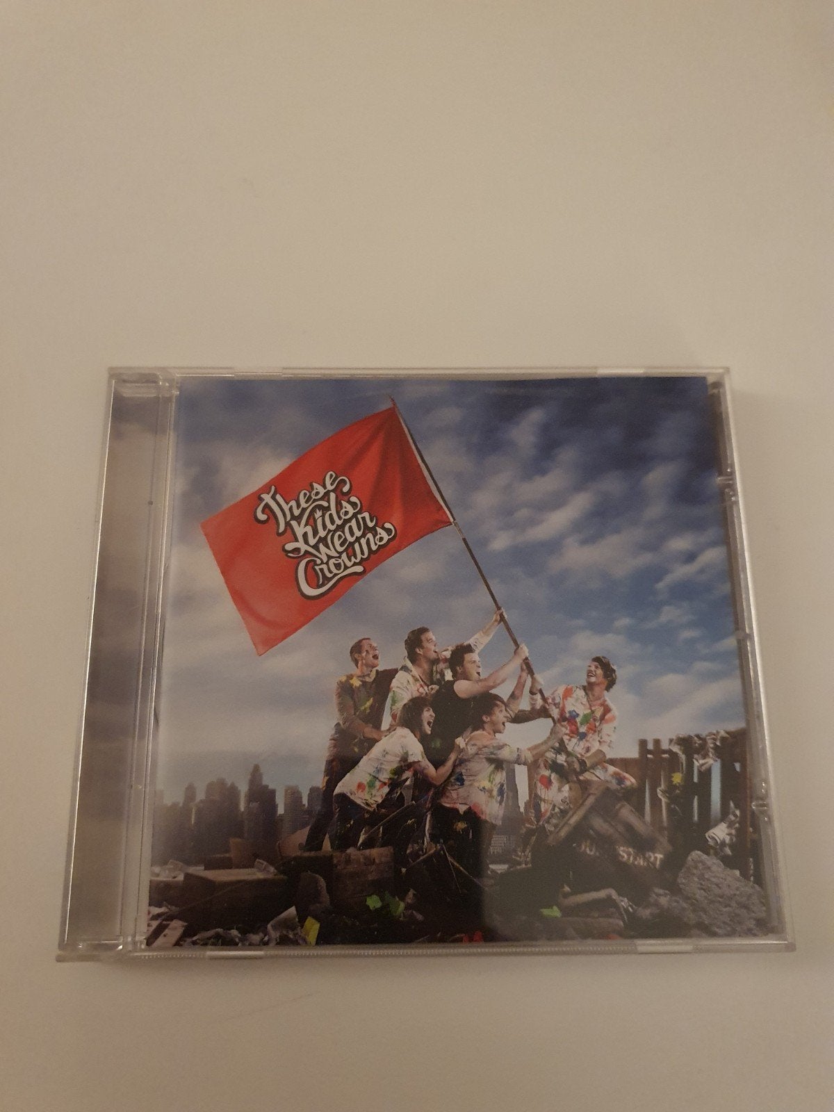 These kids wear crowns - Jumpstart. cd. 2012.
Code 509993273, Ophalen of Verzenden, Gebruikt