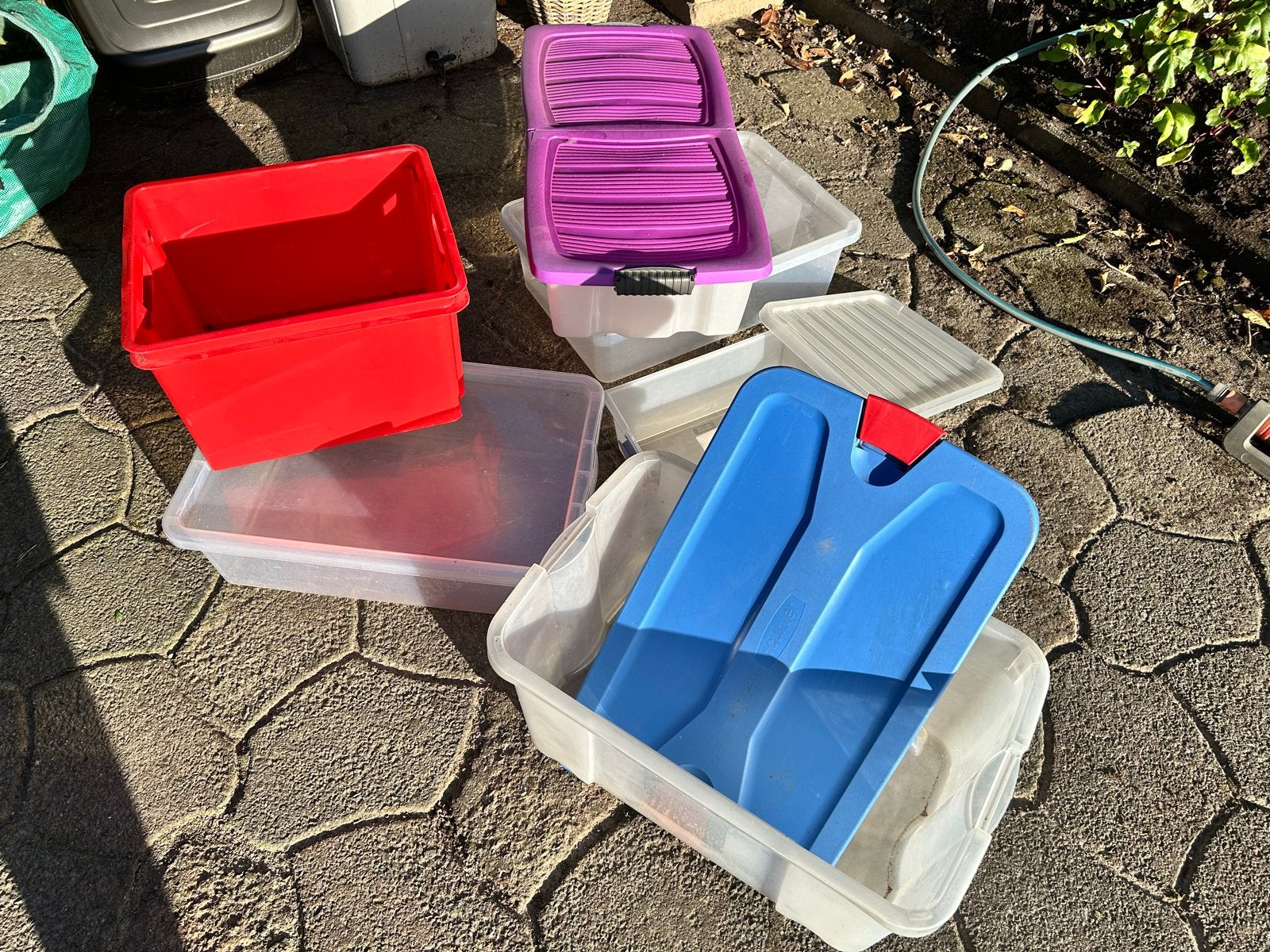Diverse plastic opbergbakken en kratten voor € 2 per stuk, Ophalen, Kunststof, Gebruikt, 50 tot 100 cm