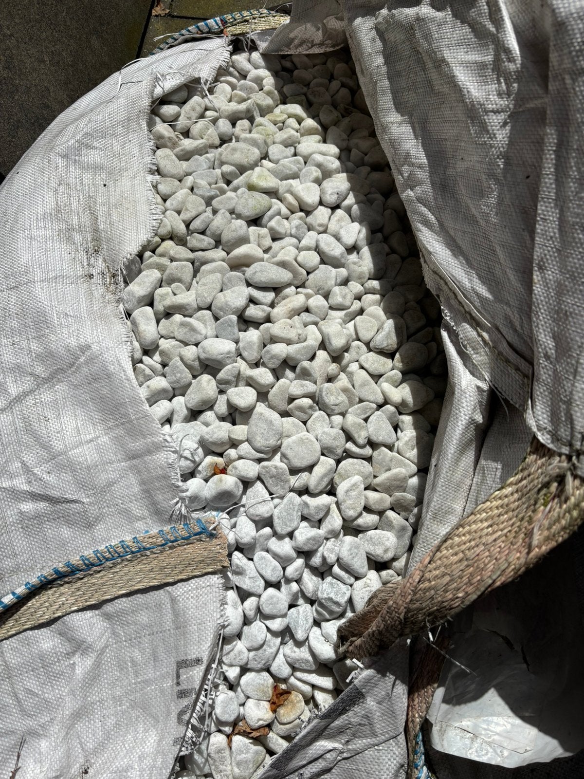 Witte kiezels stenen keien carrara, Tuin en Terras, Ophalen, Zo goed als nieuw