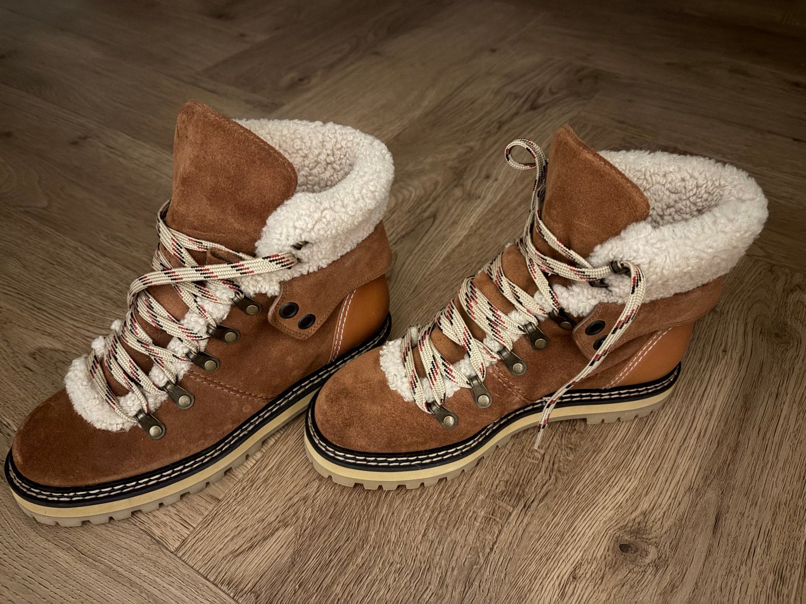 Chloe winterboots, stevig en mooi, Ophalen of Verzenden, Zo goed als nieuw, Bruin, Snowboots